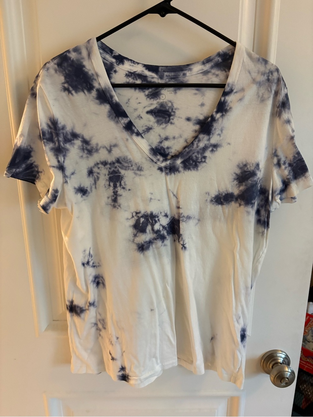 Tie dye v-neck top